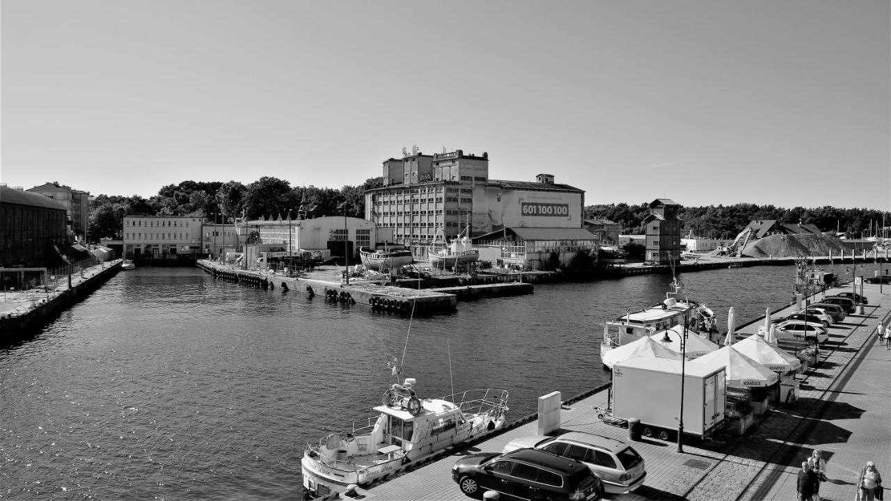 Royal Maris 2: Haven Near And Port *