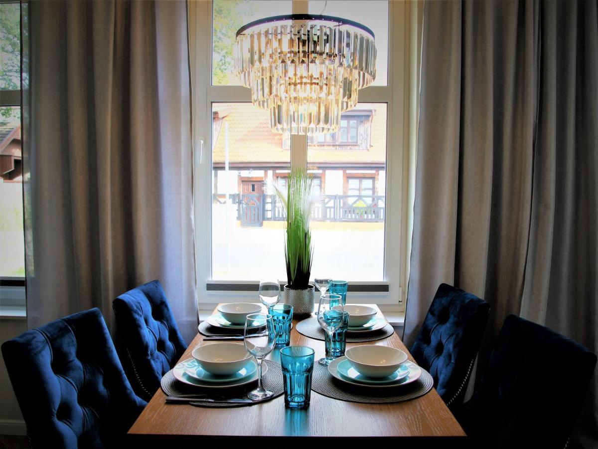 Royal Maris 2: Haven Near And Port Apartment *